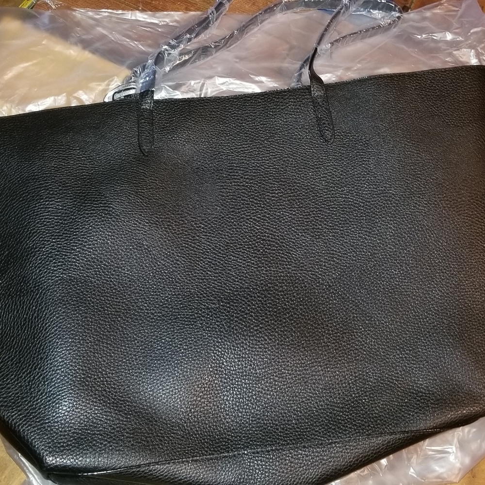 Tote - Picture 2 of 3